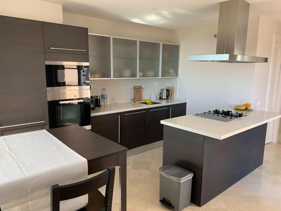 Casa Rosado La Heredia Monte Mayor Golf Wifi Marbella Estepona 베나하비스 외부 사진